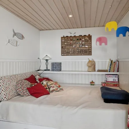 Hening - 50m From The Sea By Interhome