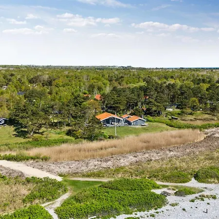 Semesterbostad Hening - 50m From The Sea By Interhome